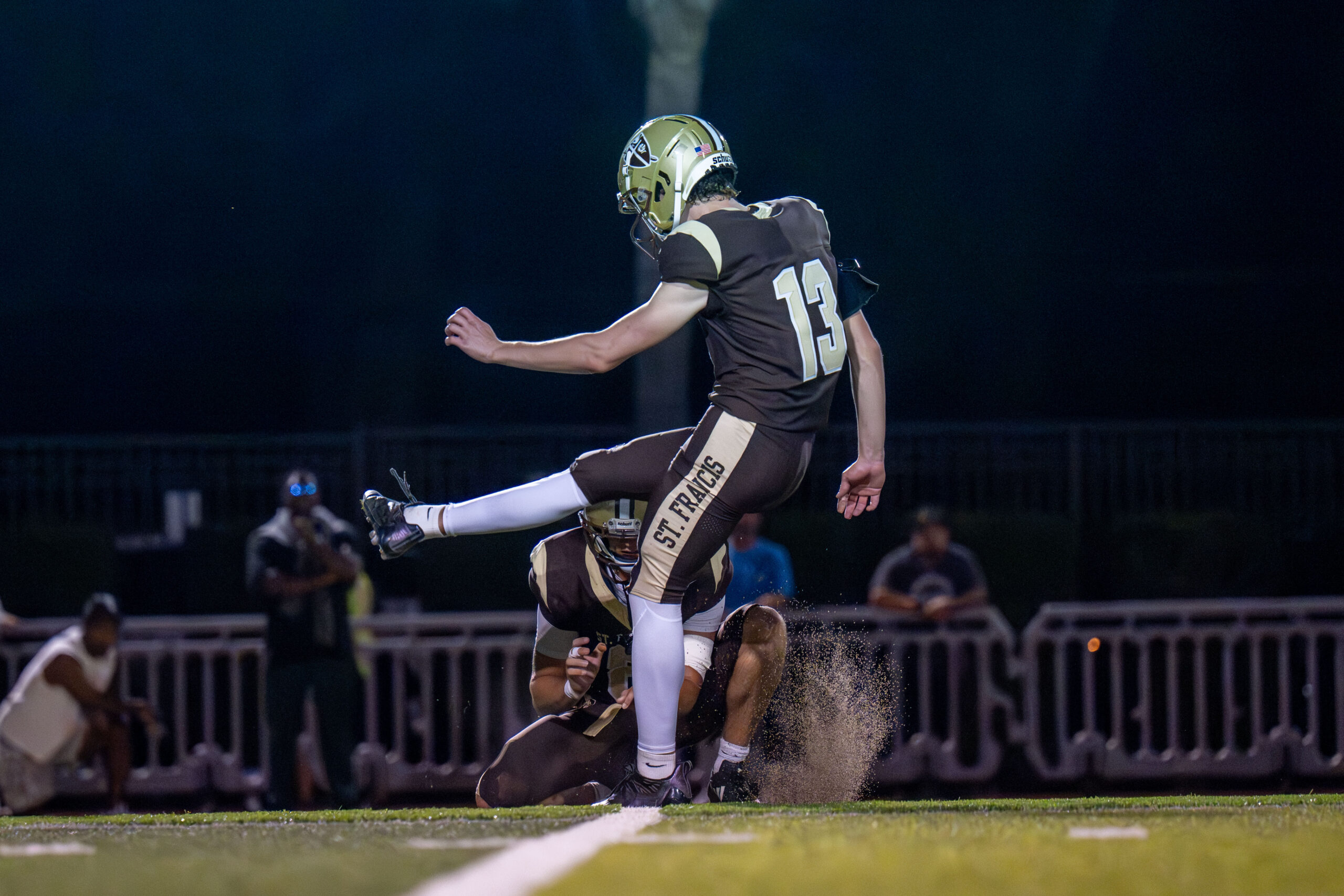 Sean Phillips kicks field goal.